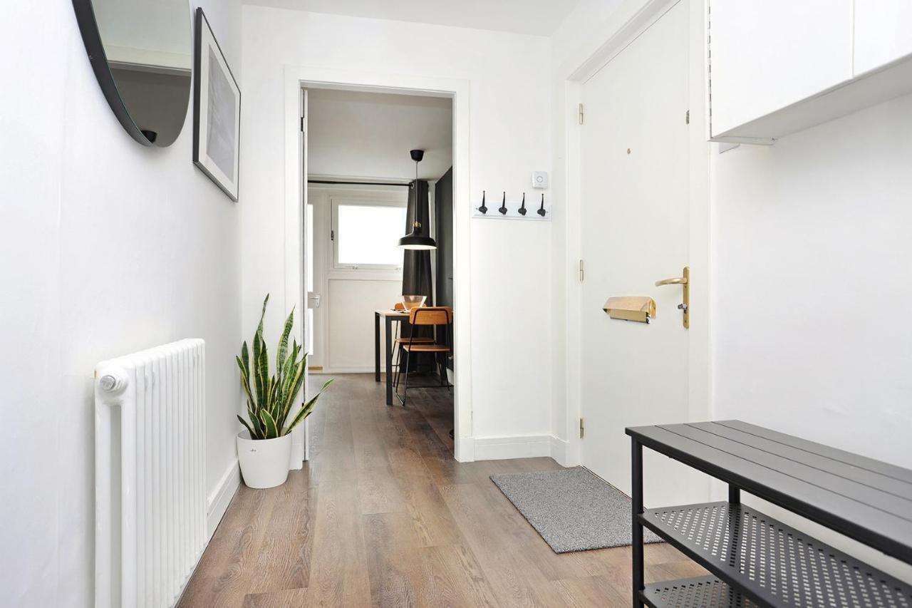 Joivy Contemporary Royal Mile Apartment With Balcony Единбург Екстериор снимка